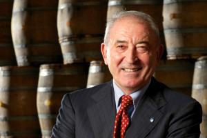 Vittorio Moretti cittadino onorario di Alghero, per la valorizzazione di Sella & Mosca e territorio