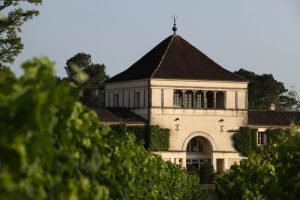 Arredi e oggetti de &ldquo;Les Sources de Caudalie&rdquo; di Ch&acirc;teau Smith Haut Lafitte sotto il martello