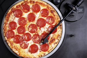 Da soli, in coppia o in gruppo (ristretto), i consigli sui piatti da mangiare guardando Sanremo