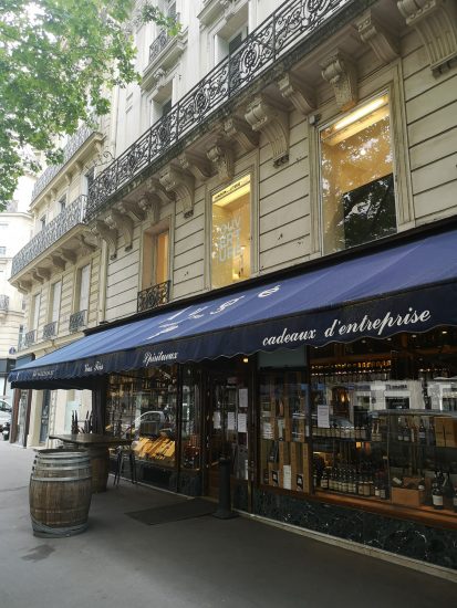 Les Caves Augé a Parigi
