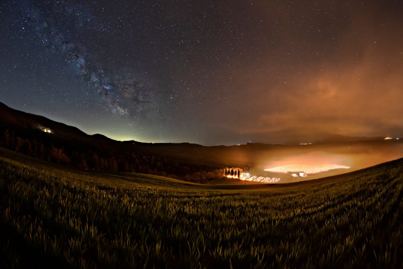 Tenuta di Trinoro in Val d’Orcia, durante le gelate con i fuochi in vigna