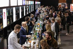 La promozione del vino riparte da Vinexpo Paris, ma come è cambiata dopo due anni di pandemia?
