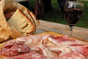 Fondi Ue sulla promozione sale la protesta: “no ai tagli per vino e norcineria italiana”