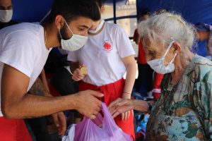 Inflazione, boom dei prezzi degli alimentari, a rischio 5,6 milioni di italiani in povertà assoluta
