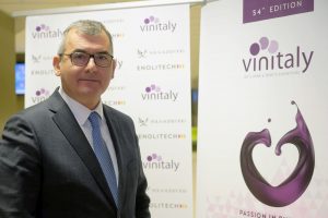 Veronafiere (Vinitaly) cambia governance: nessun dg, più deleghe all’ad Maurizio Danese