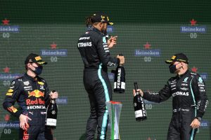 The Ferrari jeroboams who celebrated the podiums of Formula 1 under the hammer for Ukraine