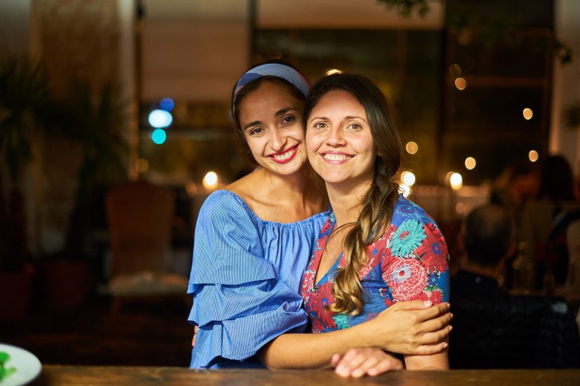 Le chef Olia Hercules e Alissa Timoshkina di “Cook for Ukraine”