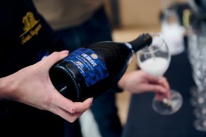 Vino e calcio, un legame recente tra promozione e celebrazione: Santa Margherita brinda con l’Inter