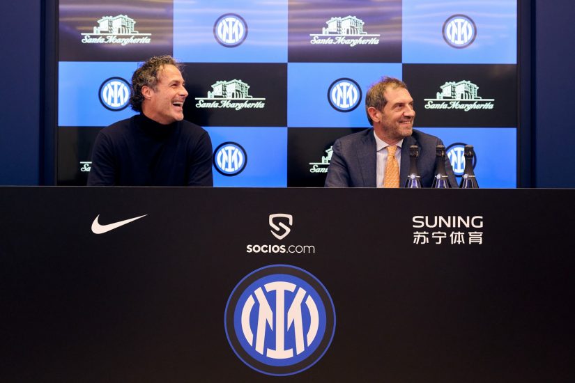 Le etichette firmate Santa Margherita e Inter (Photo by Mattia Ozbot - Inter/Inter via Getty Images)