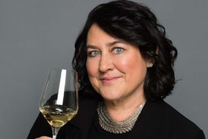 A tu per tu con Monica Larner, firma italiana di “Robert Parker Wine Advocate”