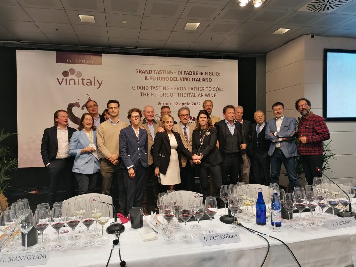 Vinitaly 2022, Masterclass Cotarella sul Passaggio Generazionale - Foto di Gruppo