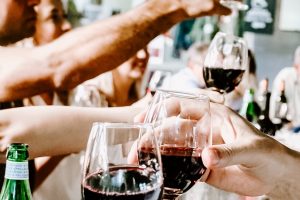 Il vino in Usa soffre la concorrenza di ready-to-drink e cocktail, ma i prezzi sono sotto controllo