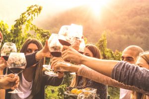 Enoturismo, in cantina vince la degustazione con il tour. Ma bisogna crescere online