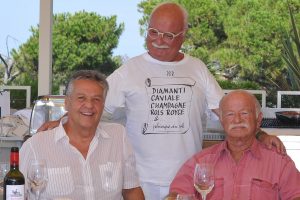 Buona cucina, vini eccellenti, grandi chef, vip e 30 anni di successo: è “A tavola sulla spiaggia” Buona cucina, vini eccellenti, grandi chef, vip e 30 anni di successo: è “A tavola sulla spiaggia”