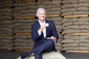 illy in vetta alla classifica dei brand pi&ugrave; amati nel mondo, alla posizione n. 2 dopo Asics