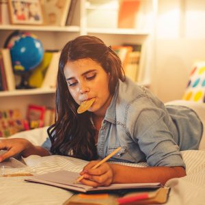 Aspettando l&rsquo;esame di Maturit&agrave;, 3 studenti su 4 &ldquo;mangiano dolce&rdquo; per aiutare la concentrazione
