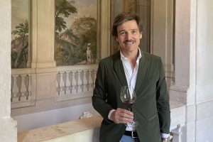 La siccità preme sul vigneto Italia, di oggi e di domani: le riflessioni di Andrea Lonardi La siccità preme sul vigneto Italia, di oggi e di domani: le riflessioni di Andrea Lonardi