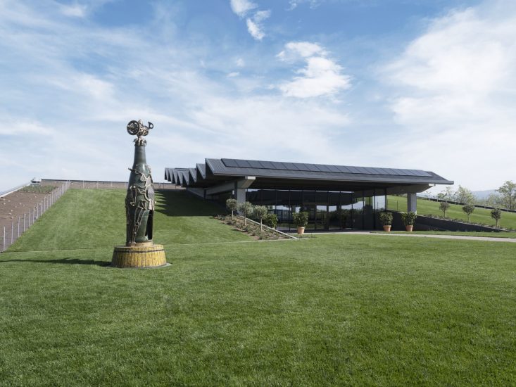 La nuova cantina di Monte Rossa