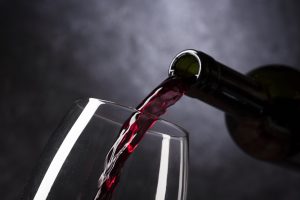 Le tensioni geopolitiche ed economiche non frenano le spedizioni del vino italiano