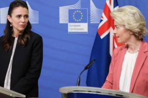 Nell’accordo di libero scambio tra Ue e Nuova Zelanda il riconoscimento delle Do del vino Nell’accordo di libero scambio tra Ue e Nuova Zelanda il riconoscimento delle Do del vino