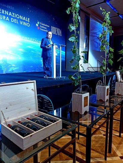 Il vino nello spazio per la ricerca, con Feudi San Gregorio, Biondi Santi e Gaja