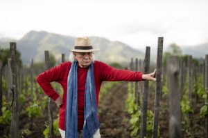 Nel nome della luce: Cusumano ed il maestro, “da Oscar”, Vittorio Storaro per Istituto Mario Negri