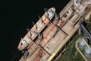 La prima nave con 26.000 tonnellate di mais ucraino parte da Odessa in direzione Tripoli