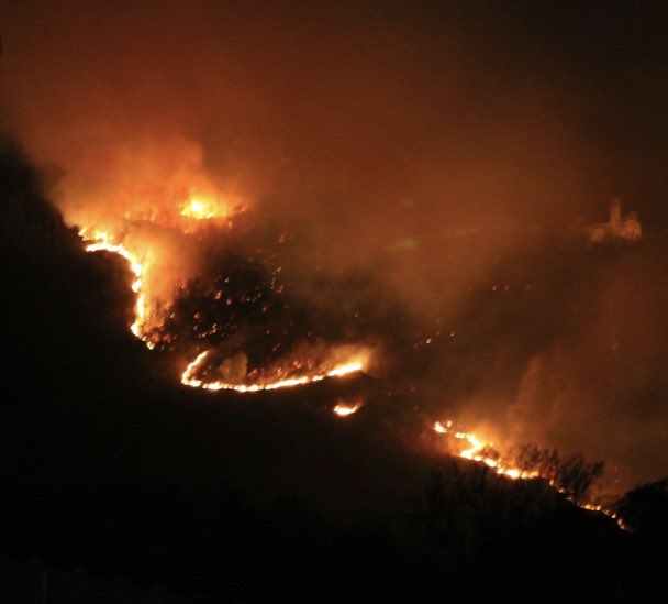 L’incendio che ha colpito Pantelleria