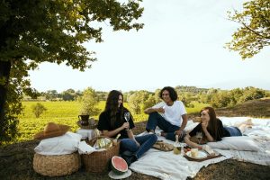 Il desiderio della vacanza di prossimità traina la riscoperta degli agriturismi italiani Il desiderio della vacanza di prossimità traina la riscoperta degli agriturismi italiani