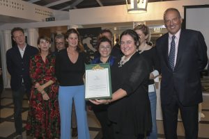 Quando il vino premia la critica: il premio dei Grandi Marchi del vino a Monica Larner Quando il vino premia la critica: il premio dei Grandi Marchi del vino a Monica Larner