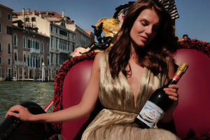 Bollicine esclusive in laguna: nasce il Prosecco Superiore dei Gondolieri di Venezia