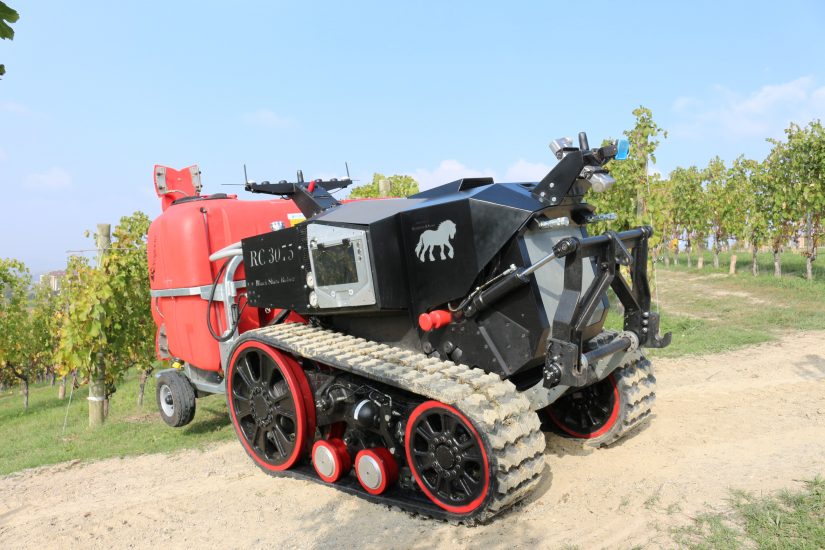 Il trattore robotico RC3075 di “Mister Monfortino”, Roberto Conterno