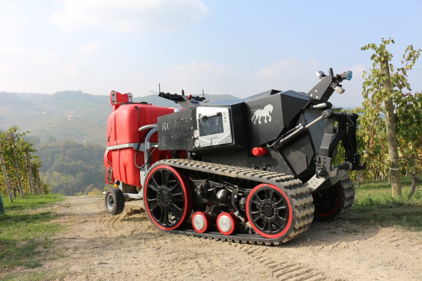 Il trattore robotico RC3075 di “Mister Monfortino”, Roberto Conterno