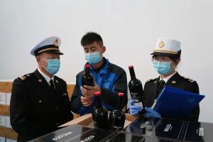 In Cina il pi&ugrave; grande caso di contrabbando di fine wine di sempre: evasi 17,5 milioni di dollari