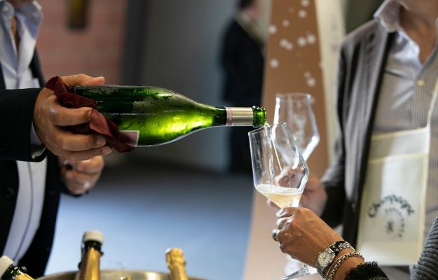 Champagne e Italia, legame storico e solido, nonostante la concorrenza delle nostre bollicine