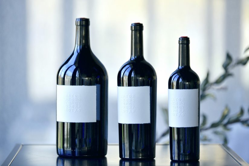 “Fuori Marmo“, il vino affinato in marmo di Fuori Mondo