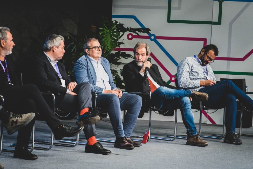 Il giornalismo del vino su palco a “Wine2Wine”