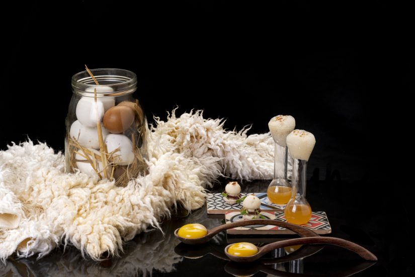 Eneko Axta (Azurmendi) interpreta il “jamon” per JoselitoLab