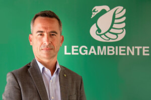 “Le fake news sul cambiamento climatico sono un problema gigante e l’Italia spesso ci crede”