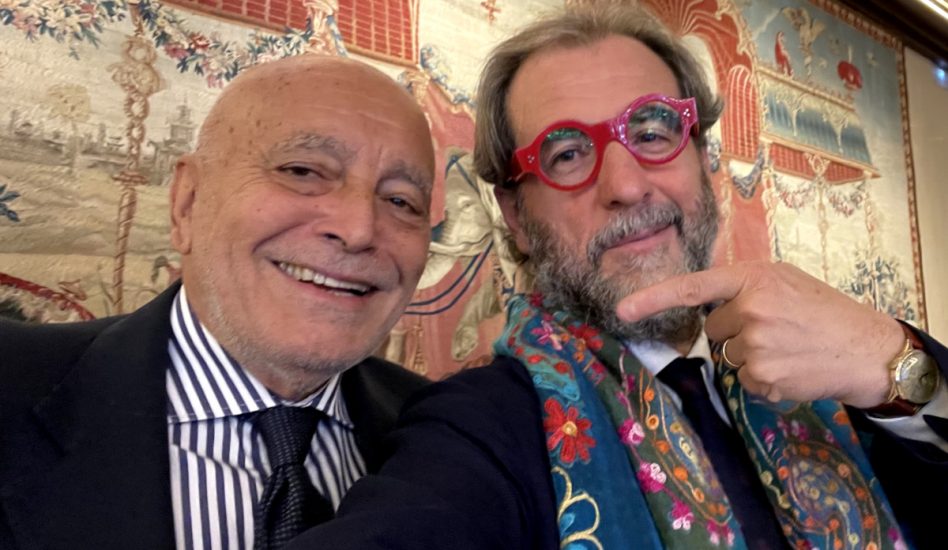 Stefano Milioni, con WineNews, con il direttore Alessandro Regoli