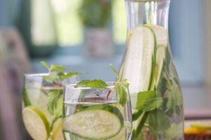 Il Dry January è un fenomeno considerato sempre più cool, ma solo dalla Generazione Z