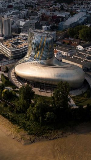 &ldquo;Il vino ha un futuro senza cultura?&rdquo;: la Cit&eacute; du Vin festeggia 10 anni e 3,5 milioni di visitatori
