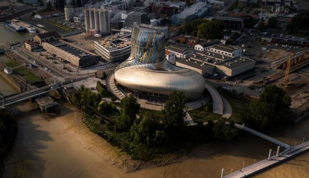 &ldquo;Il vino ha un futuro senza cultura?&rdquo;: la Cit&eacute; du Vin festeggia 10 anni e 3,5 milioni di visitatori
