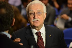 Rimettersi in forma dopo le Feste con i consigli, a WineNews, del nutrizionista Giorgio Calabrese Rimettersi in forma dopo le Feste con i consigli, a WineNews, del nutrizionista Giorgio Calabrese