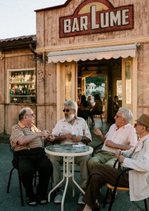 Nei grandi gialli italiani anche il cibo ed il vino diventano un indizio da seguire