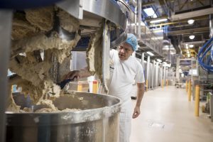 Cala la produzione alimentare, -3,9%: per gli italiani è stato un Natale più magro 