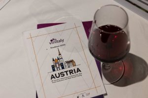 Vinitaly road show &ldquo;dei due mondi&rdquo;: oggi, in contemporanea, a New York ed a Copenaghen