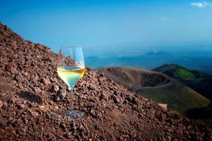 Per gli eno-appassionati aspiranti scrittori, torna lo storico Concorso “Bere il Territorio”