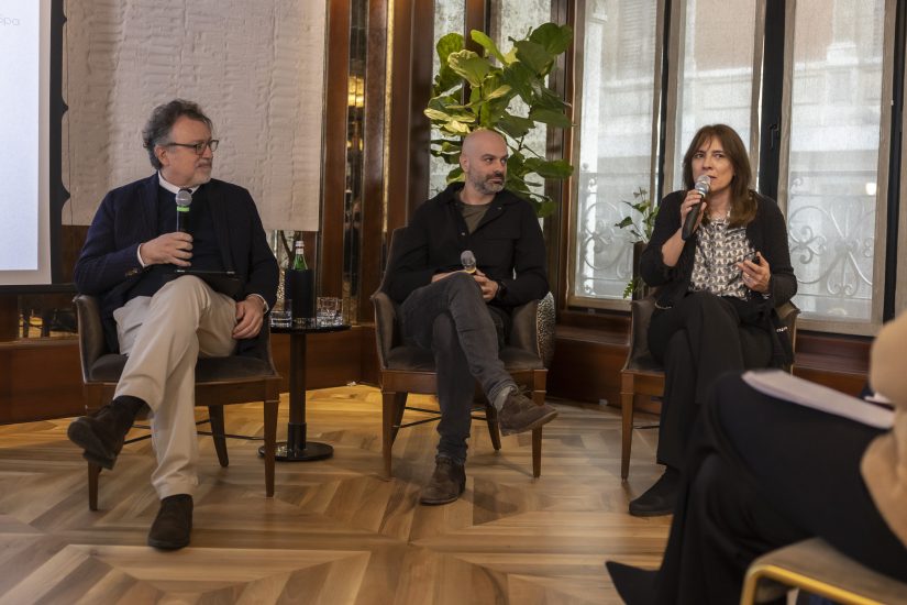 Luciano Ferraro, Mattia Carretti e Silvia Usberti a Milano, con Pasqua VIni