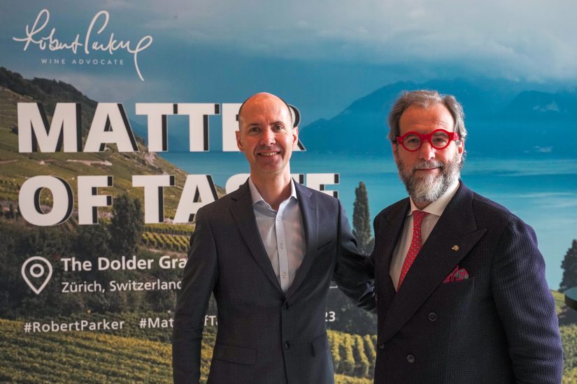 Mickael Moiroud, Ceo Robert Parker Wine Advocate, con il direttore di WineNews, Alessandro Regoli.